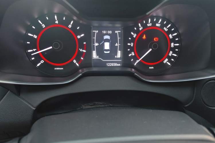 Used Chery Arrizo 5 2016 1.5L Manual Lingchao Edition Odometer Close Up