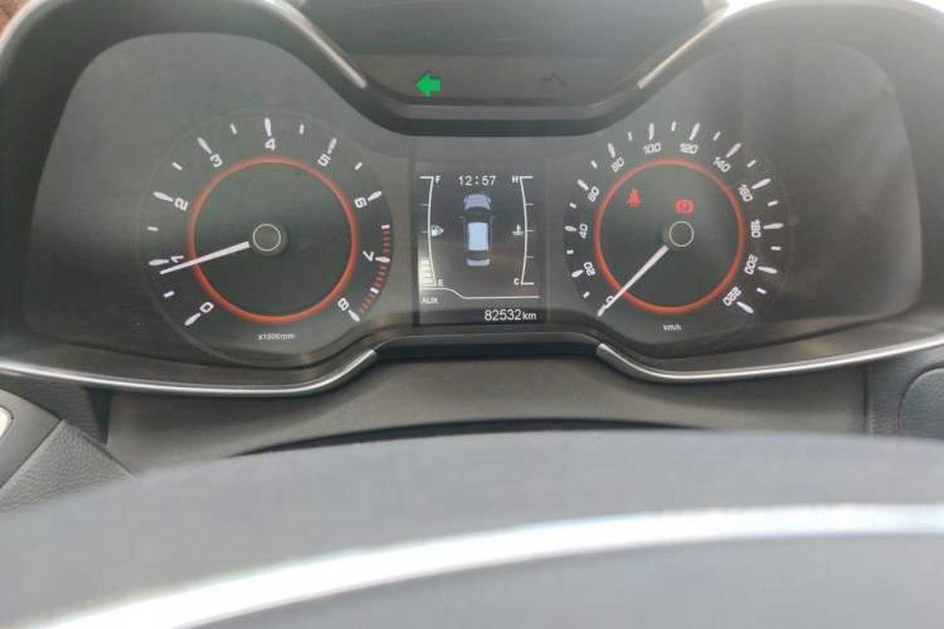 Used Chery Arrizo 5 2016 1.5L Manual Lingchao Edition Odometer Close Up
