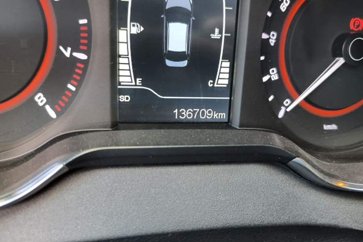 Used Chery Arrizo 5 2016 1.5L Manual Lingrui Edition Odometer Close Up