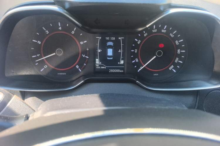 Used Chery Arrizo 5 2016 1.5L Manual Lingrui Edition Odometer Close Up