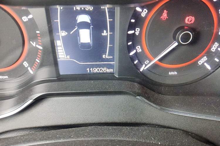 Used Chery Arrizo 5 2016 1.5L Manual Lingrui Edition Odometer Close Up