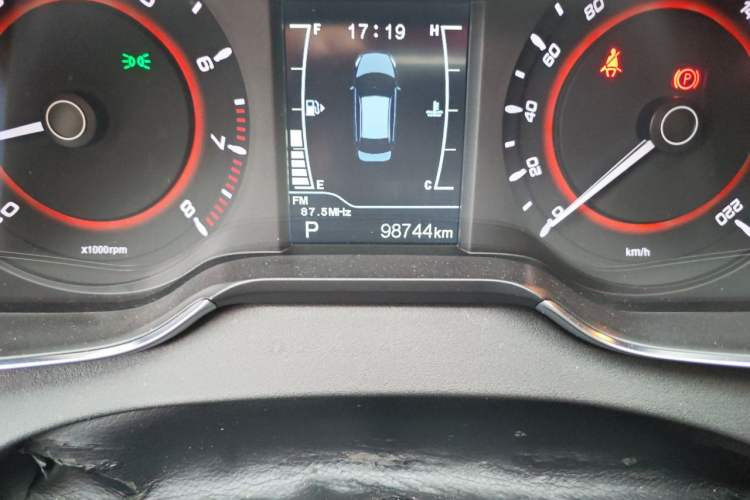 Used Chery Arrizo 5 2016 1.5L CVT Lingrui Edition Odometer Close Up