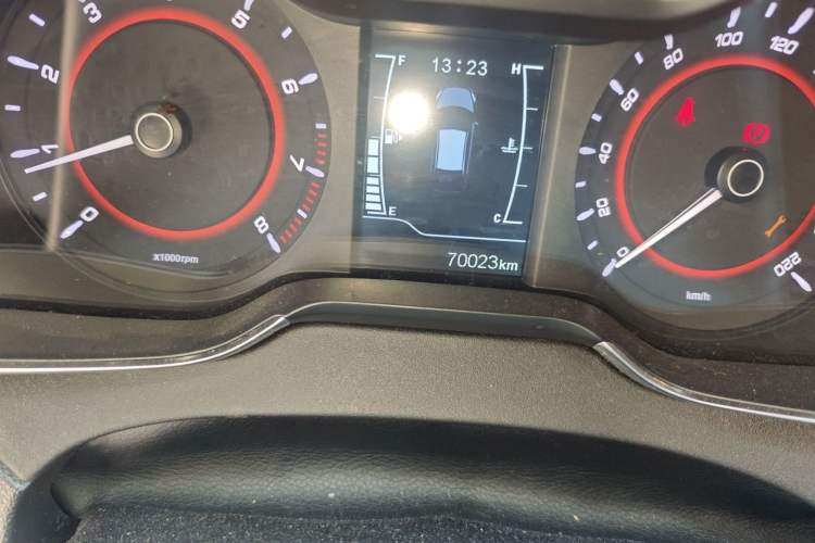 Used Chery Arrizo 5 2016 1.5L Manual Lingchao Edition Odometer Close Up