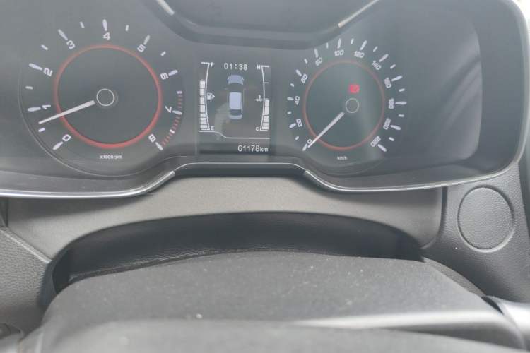 Used Chery Arrizo 5 2016 1.5L Manual Lingchao Edition Odometer Close Up