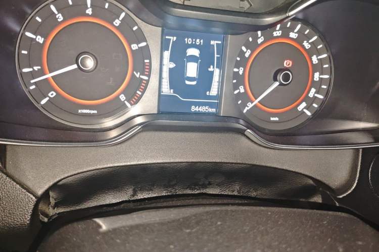 Used Chery Arrizo 5 2016 1.5L Manual Lingchao Edition Odometer Close Up