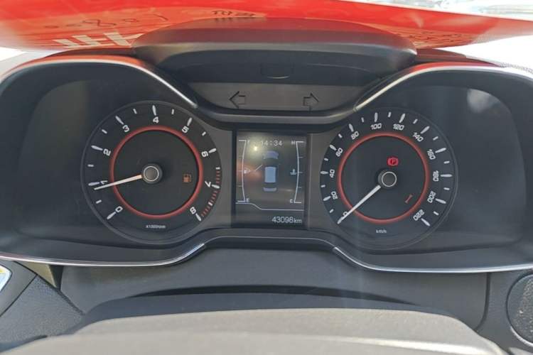 Used Chery Arrizo 5 2016 1.5L Manual Lingchao Edition Odometer Close Up