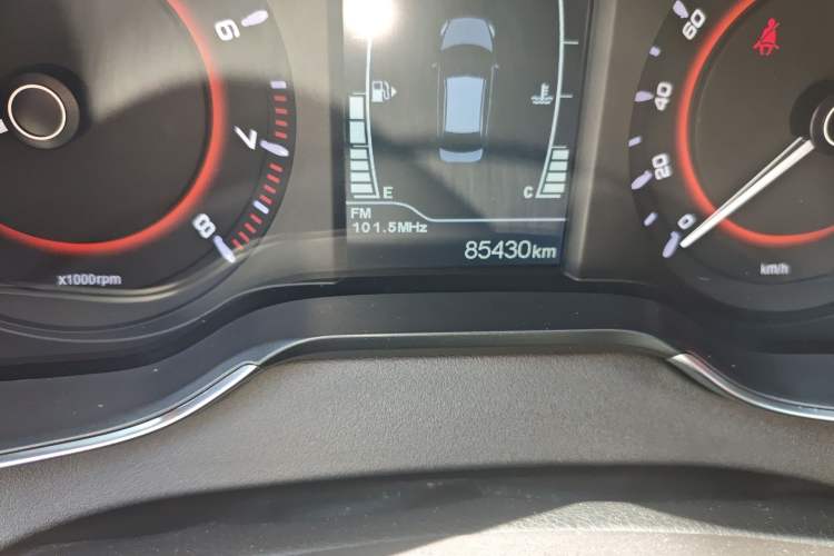 Used Chery Arrizo 5 2016 1.5L Manual Lingrui Edition Odometer Close Up