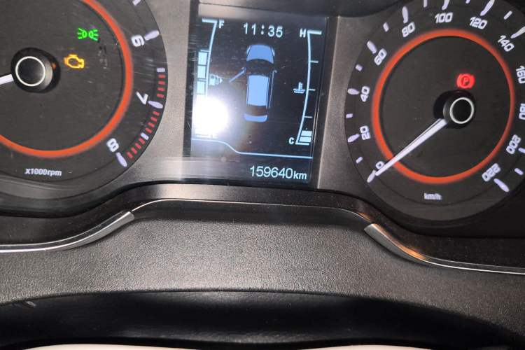 Used Chery Arrizo 5 2016 1.5L Manual Lingchao Edition Odometer Close Up
