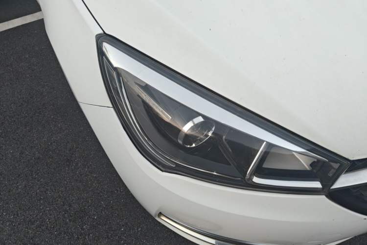Used Chery Arrizo 5 2016 1.5L Manual Lingchao Edition Right Front Headlight