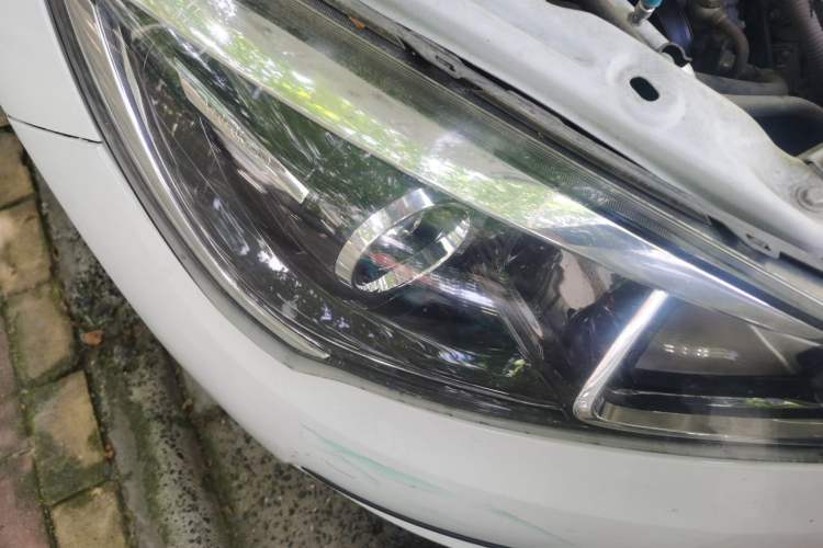 Used Chery Arrizo 5 2016 1.5L CVT Lingrui Edition Right Front Headlight