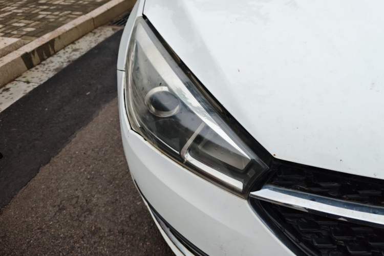 Used Chery Arrizo 5 2016 1.5L Manual Lingchao Edition Right Front Headlight