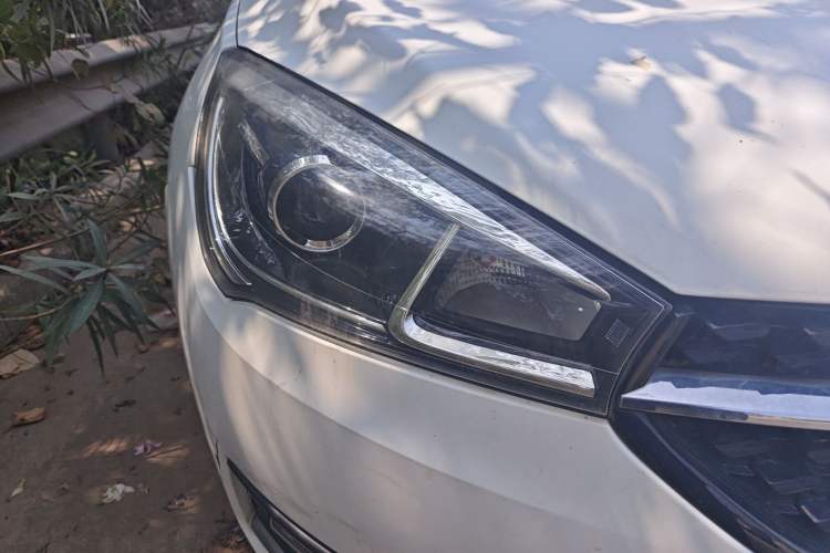 Used Chery Arrizo 5 2016 1.5L Manual Lingchao Edition Right Front Headlight