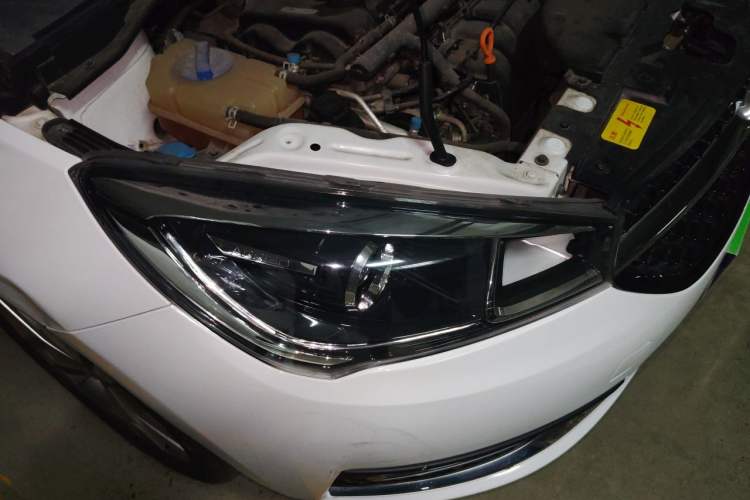 Used Chery Arrizo 5 2016 1.5L Manual Lingrui Edition Right Front Headlight
