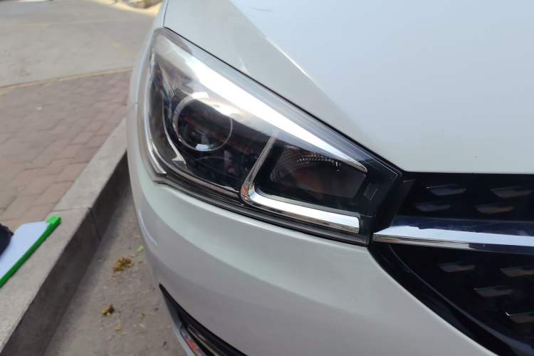 Used Chery Arrizo 5 2016 1.5L Manual Lingchao Edition Right Front Headlight