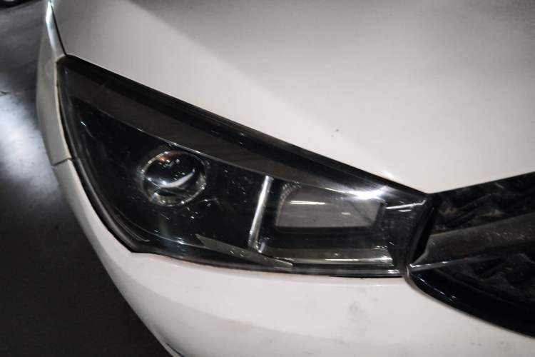 Used Chery Arrizo 5 2016 1.5L Manual Lingchao Edition Right Front Headlight
