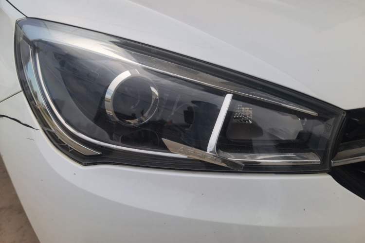 Used Chery Arrizo 5 2016 1.5L Manual Lingchao Edition Right Front Headlight