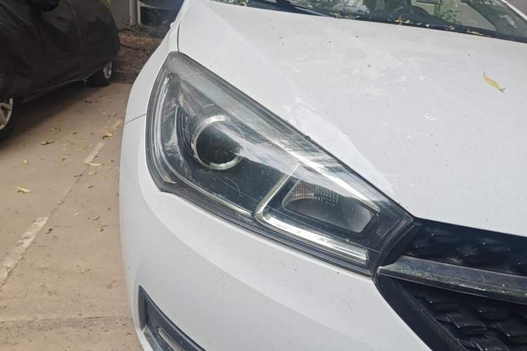Used Chery Arrizo 5 2016 1.5L CVT Trendsetting Edition Right Front Headlight