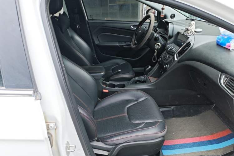 Used Chery Arrizo 5 2016 1.5L CVT Trendsetting Edition Right Front Seat