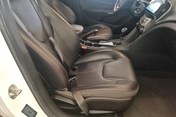 Used Chery Arrizo 5 2016 1.5L CVT Trendsetting Edition Right Front Seat