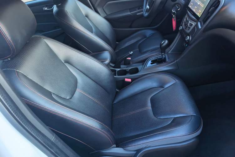 Used Chery Arrizo 5 2016 1.5L CVT Trendsetting Edition Right Front Seat