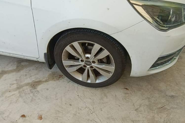 Used Chery Arrizo 5 2016 1.5L Manual Lingrui Edition Right Front Wheel Hub