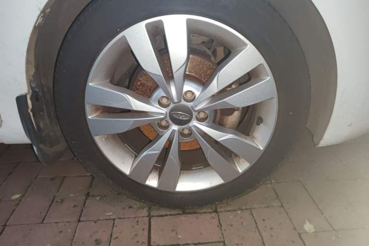 Used Chery Arrizo 5 2016 1.5L CVT Trendsetting Edition Right Front Wheel Hub
