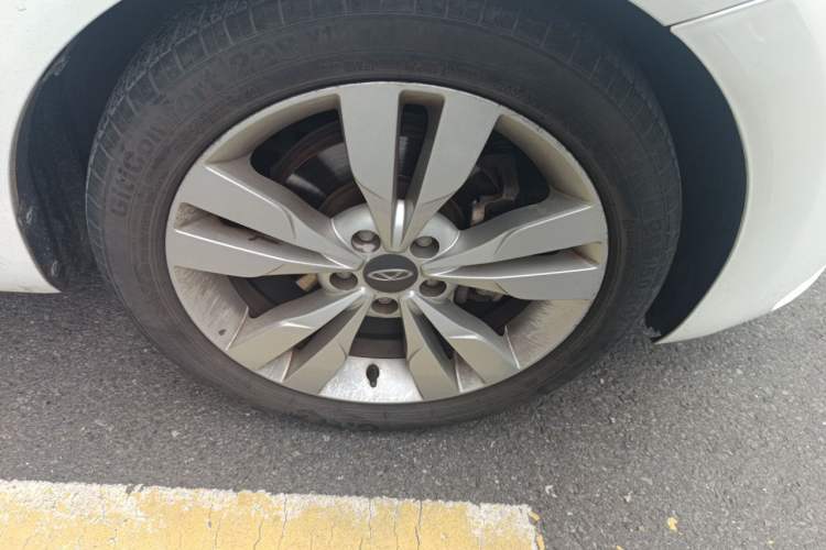 Used Chery Arrizo 5 2016 1.5L CVT Lingrui Edition Right Front Wheel Hub