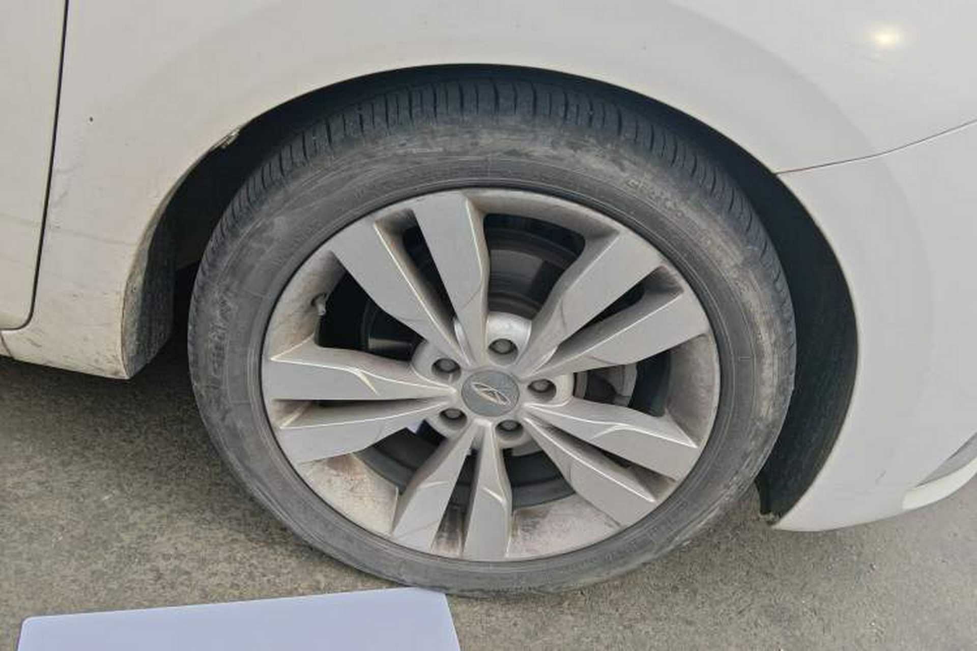 Used Chery Arrizo 5 2016 1.5L CVT Lingrui Edition Right Front Wheel Hub