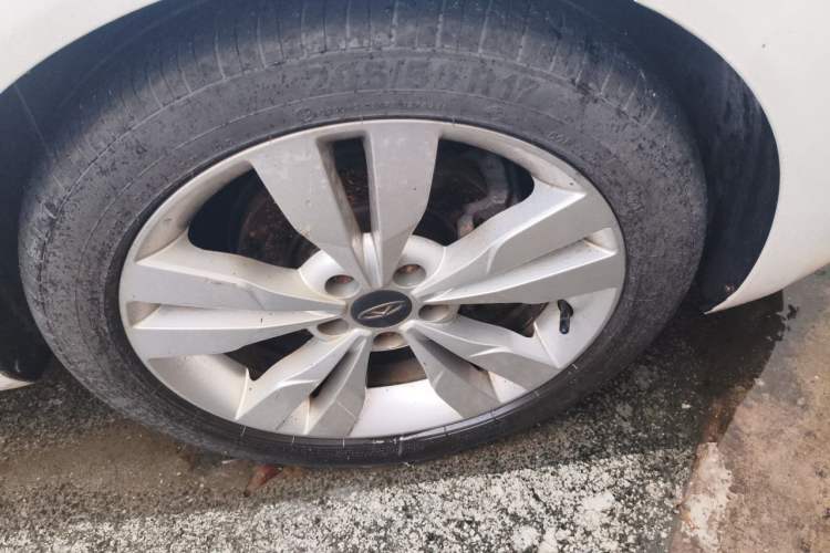 Used Chery Arrizo 5 2016 1.5L Manual Lingrui Edition Right Front Wheel Hub