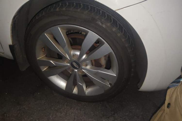 Used Chery Arrizo 5 2016 1.5L Manual Lingrui Edition Right Front Wheel Hub