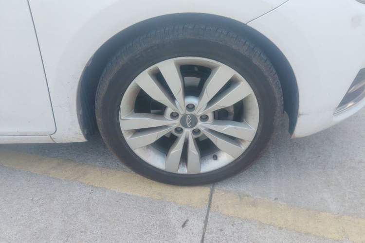 Used Chery Arrizo 5 2016 1.5L Manual Lingchao Edition Right Front Wheel Hub