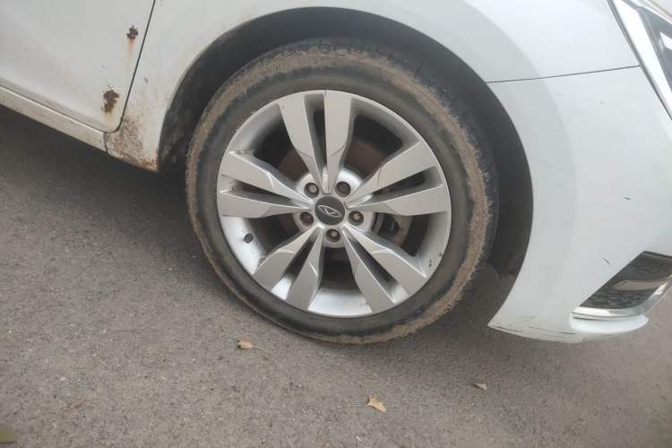 Used Chery Arrizo 5 2016 1.5L Manual Lingchao Edition Right Front Wheel Hub