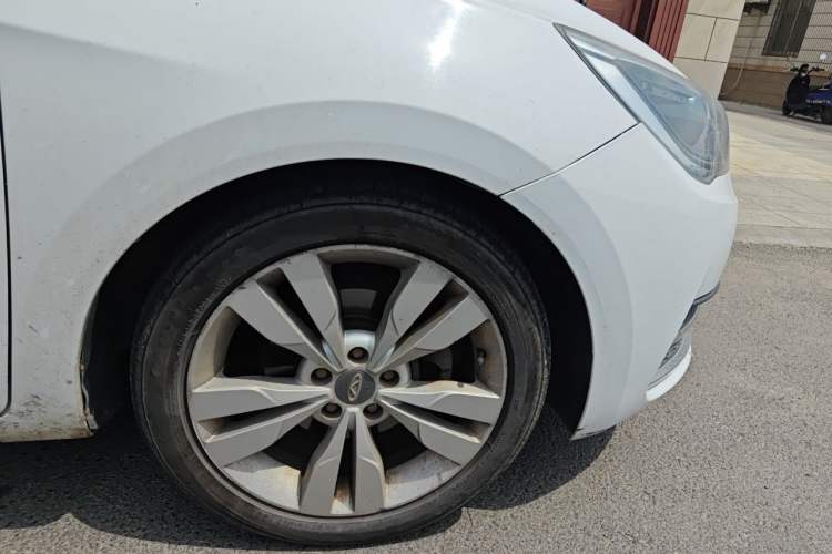 Used Chery Arrizo 5 2016 1.5L Manual Lingchao Edition Right Front Wheel Hub