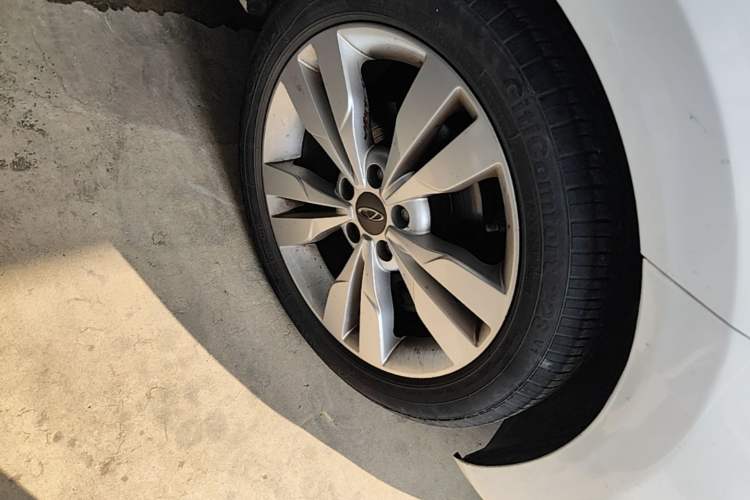 Used Chery Arrizo 5 2016 1.5L Manual Lingchao Edition Right Front Wheel Hub