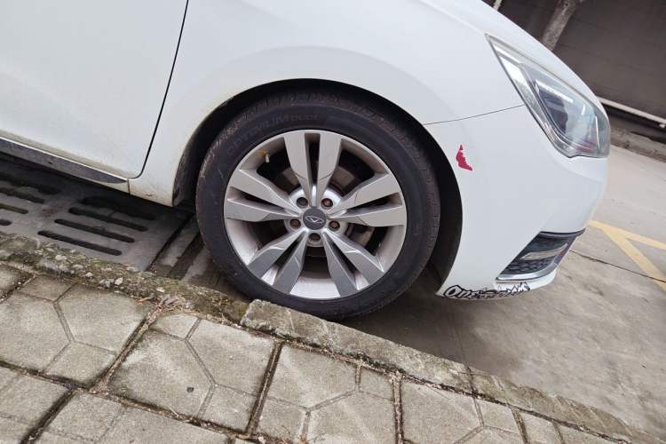 Used Chery Arrizo 5 2016 1.5L Manual Lingchao Edition Right Front Wheel Hub