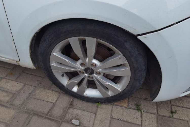 Used Chery Arrizo 5 2016 1.5L Manual Lingrui Edition Right Front Wheel Hub