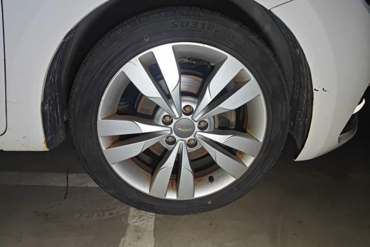 Used Chery Arrizo 5 2016 1.5L Manual Lingchao Edition Right Front Wheel Hub