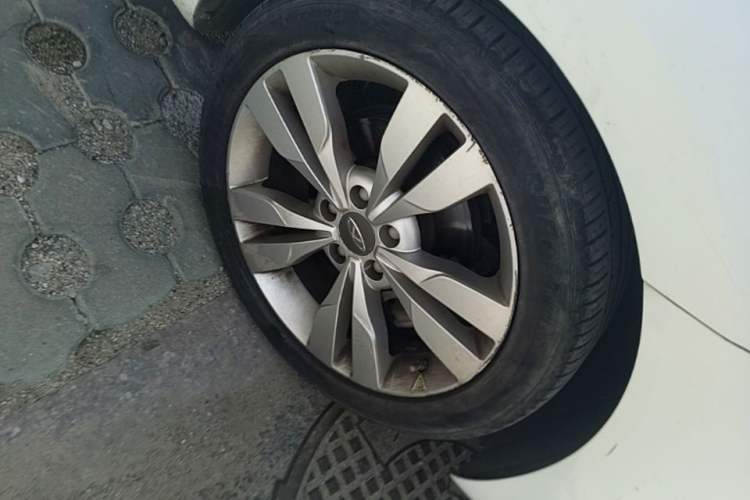 Used Chery Arrizo 5 2016 1.5L Manual Lingrui Edition Right Front Wheel Hub