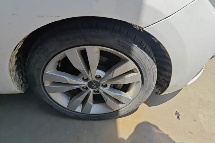 Used Chery Arrizo 5 2016 1.5L Manual Lingchao Edition Right Front Wheel Hub