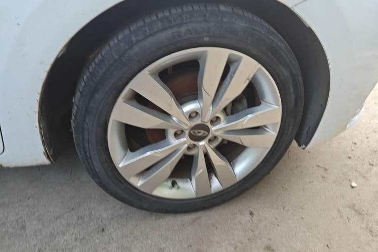 Used Chery Arrizo 5 2016 1.5L Manual Lingchao Edition Right Front Wheel Hub