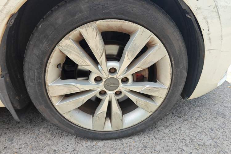 Used Chery Arrizo 5 2016 1.5L CVT Trendsetting Edition Right Front Wheel Hub