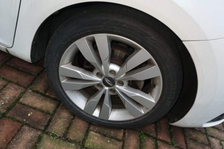 Used Chery Arrizo 5 2016 1.5L CVT Lingrui Edition Right Front Wheel Hub