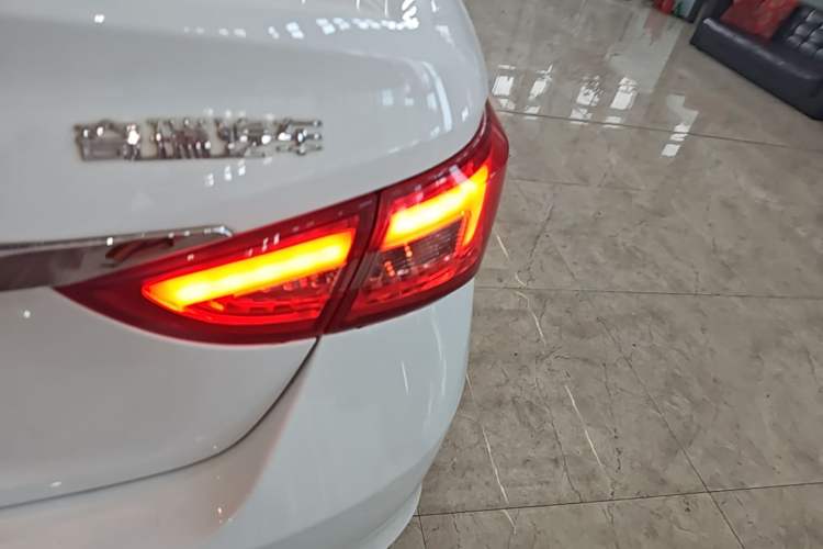Used Chery Arrizo 5 2016 1.5L Manual Lingchao Edition Right Rear Taillight