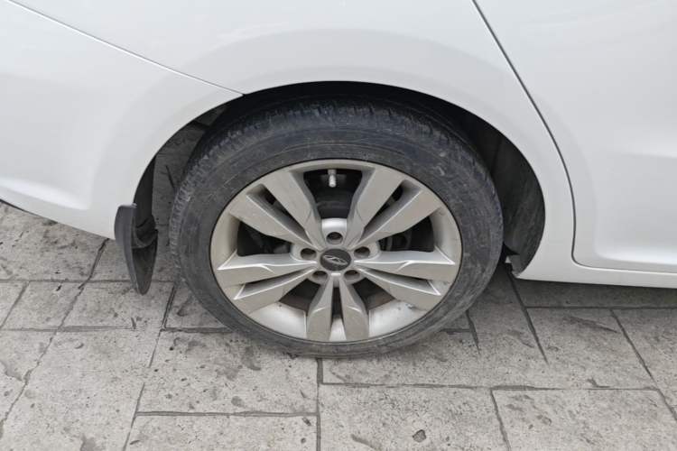 Used Chery Arrizo 5 2016 1.5L CVT Trendsetting Edition Right Rear Wheel Hub