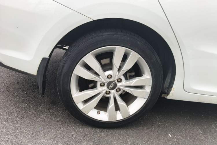 Used Chery Arrizo 5 2016 1.5L CVT Lingrui Edition Right Rear Wheel Hub