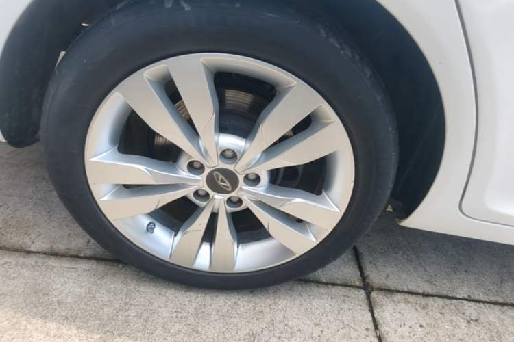 Used Chery Arrizo 5 2016 1.5L CVT Lingrui Edition Right Rear Wheel Hub