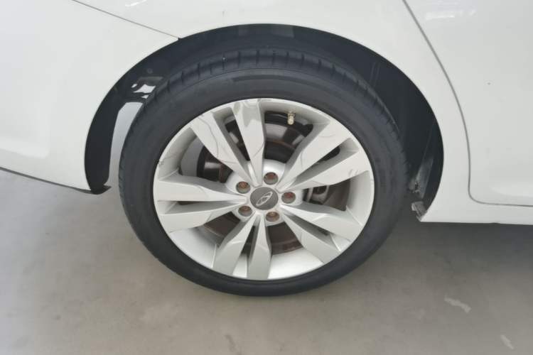 Used Chery Arrizo 5 2016 1.5L CVT Lingrui Edition Right Rear Wheel Hub