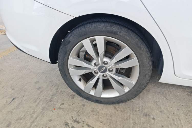 Used Chery Arrizo 5 2016 1.5L CVT Lingrui Edition Right Rear Wheel Hub