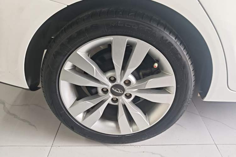 Used Chery Arrizo 5 2016 1.5L Manual Lingrui Edition Right Rear Wheel Hub