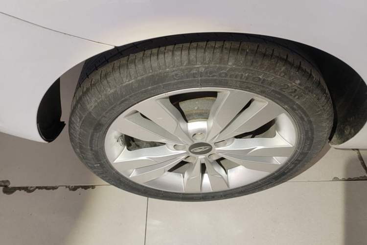 Used Chery Arrizo 5 2016 1.5L Manual Lingchao Edition Right Rear Wheel Hub